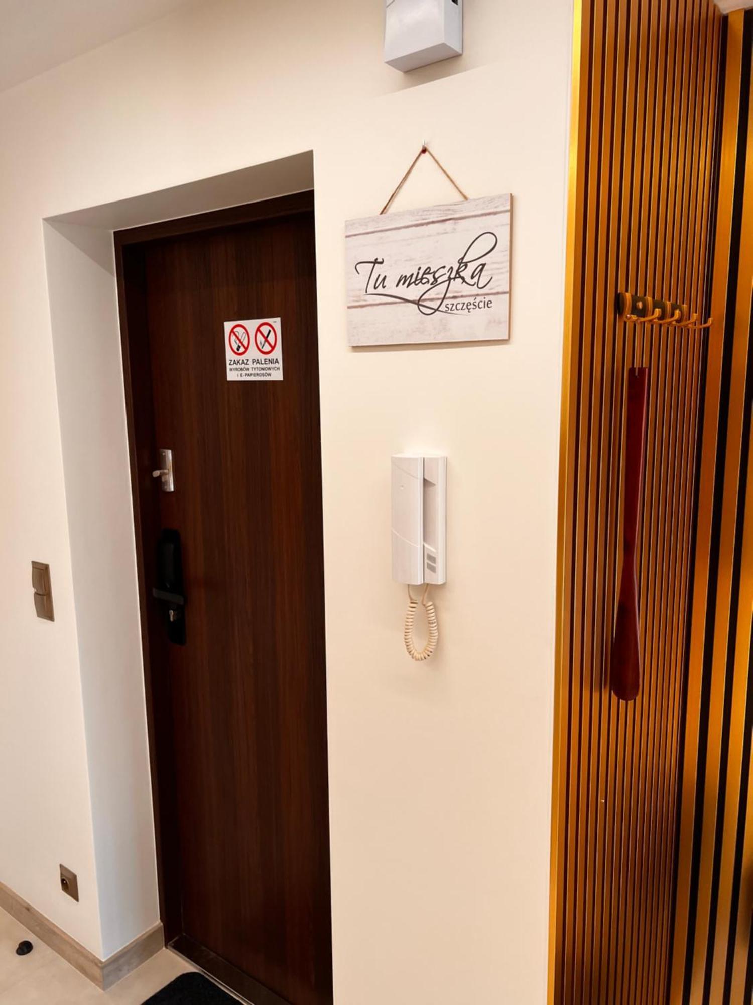 Goldowy Apartament Konin Konin  Buitenkant foto